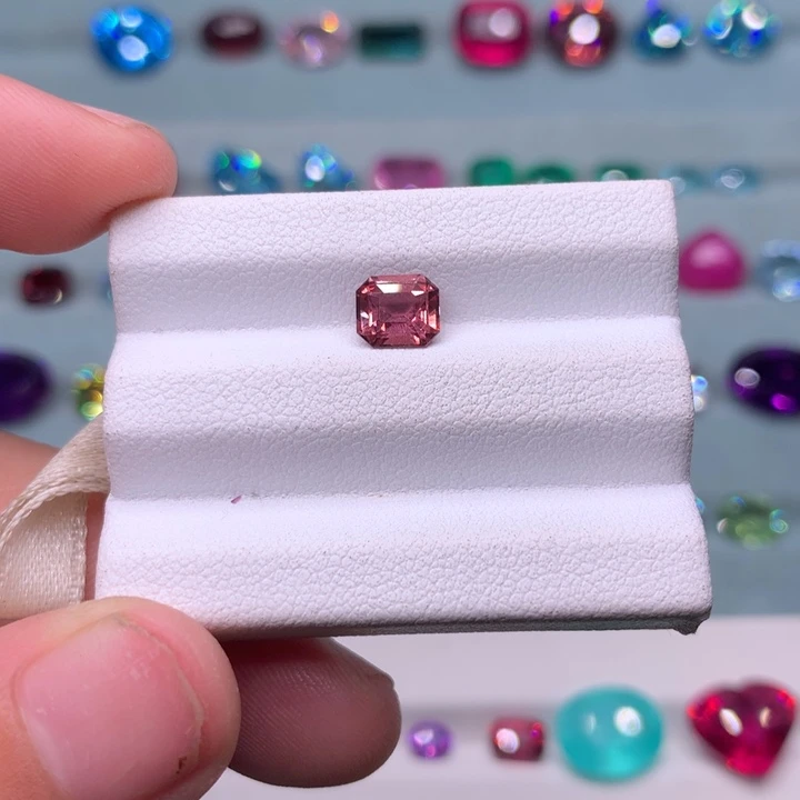 蓝宝石裸石无烧帕帕拉恰