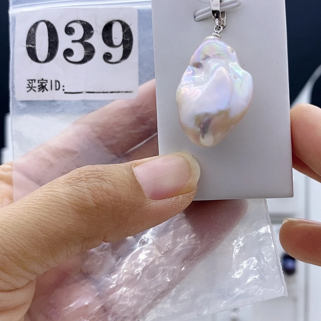 钛钢颈饰淡水珍珠