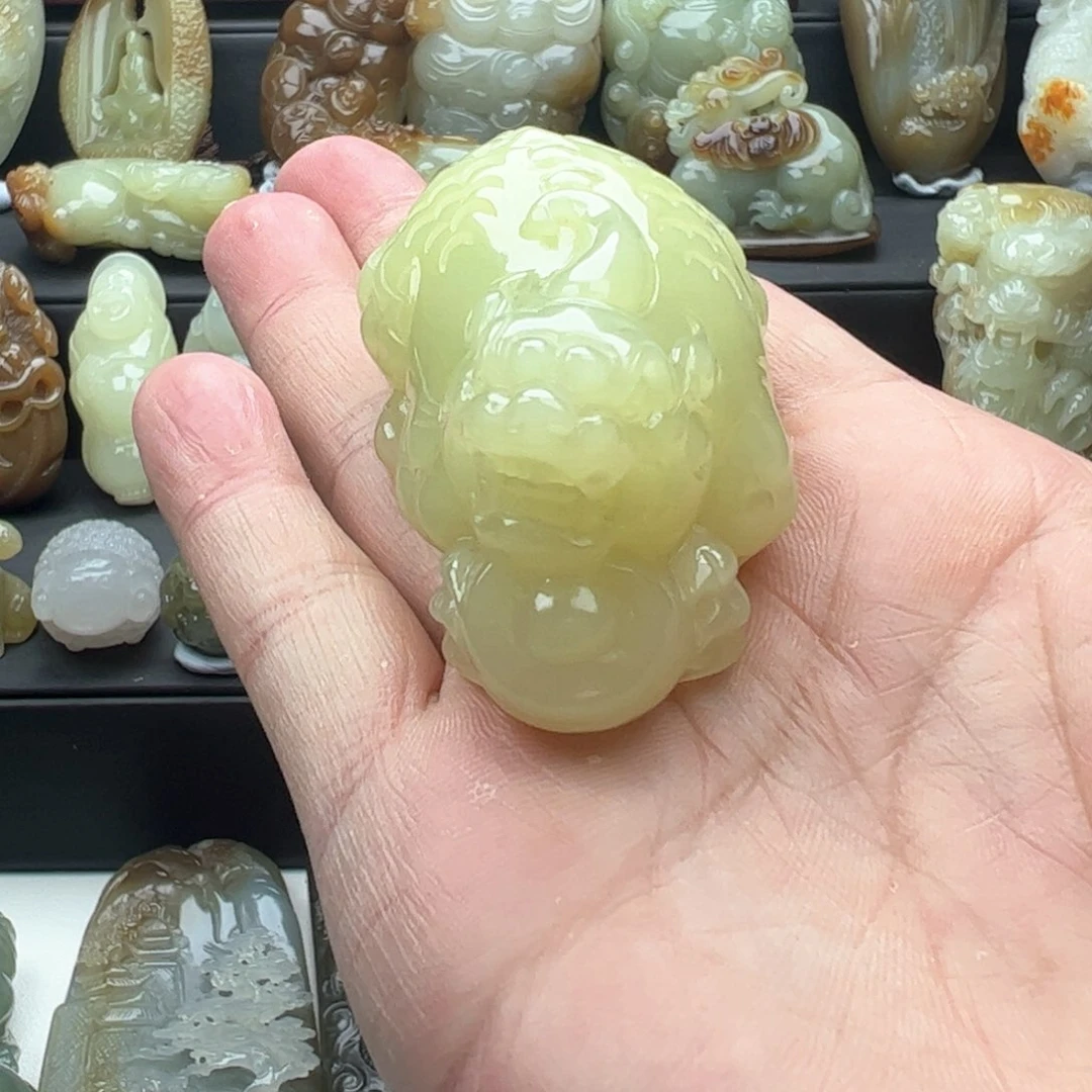 和田玉挂件未镶嵌