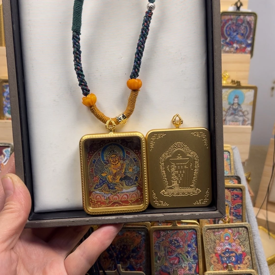 吊坠雪*黄财神单面铜壳