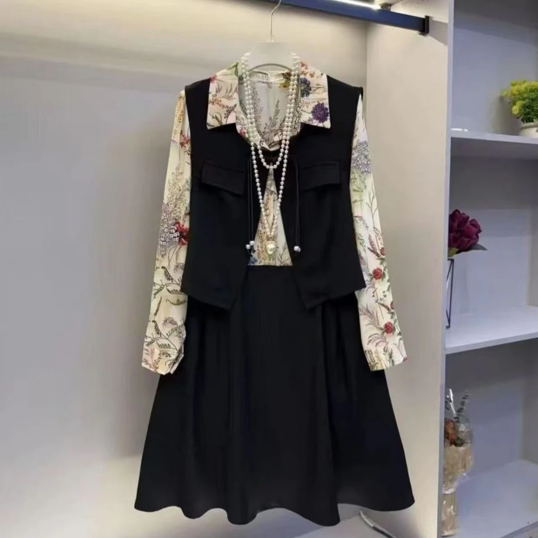 1063-2025年春季新款时尚气质显瘦百搭马甲+连衣裙两件套