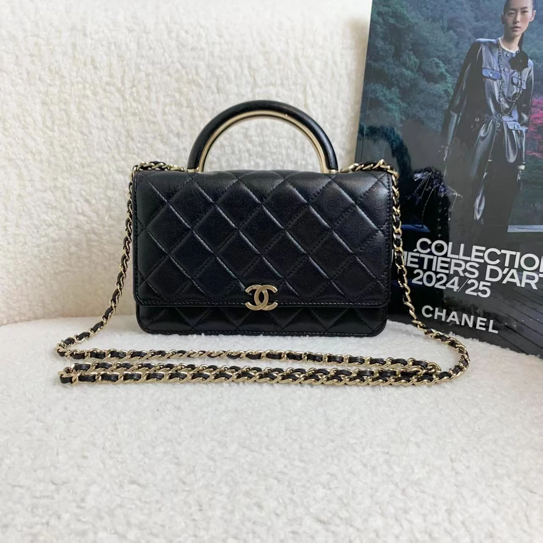 99新 Chanel/香奈儿 壹臻/22A黑金羊手柄woc/ 44017475