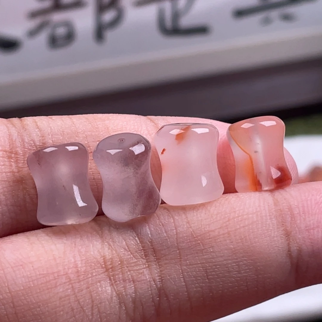 南红玛瑙未镶嵌挂件8663