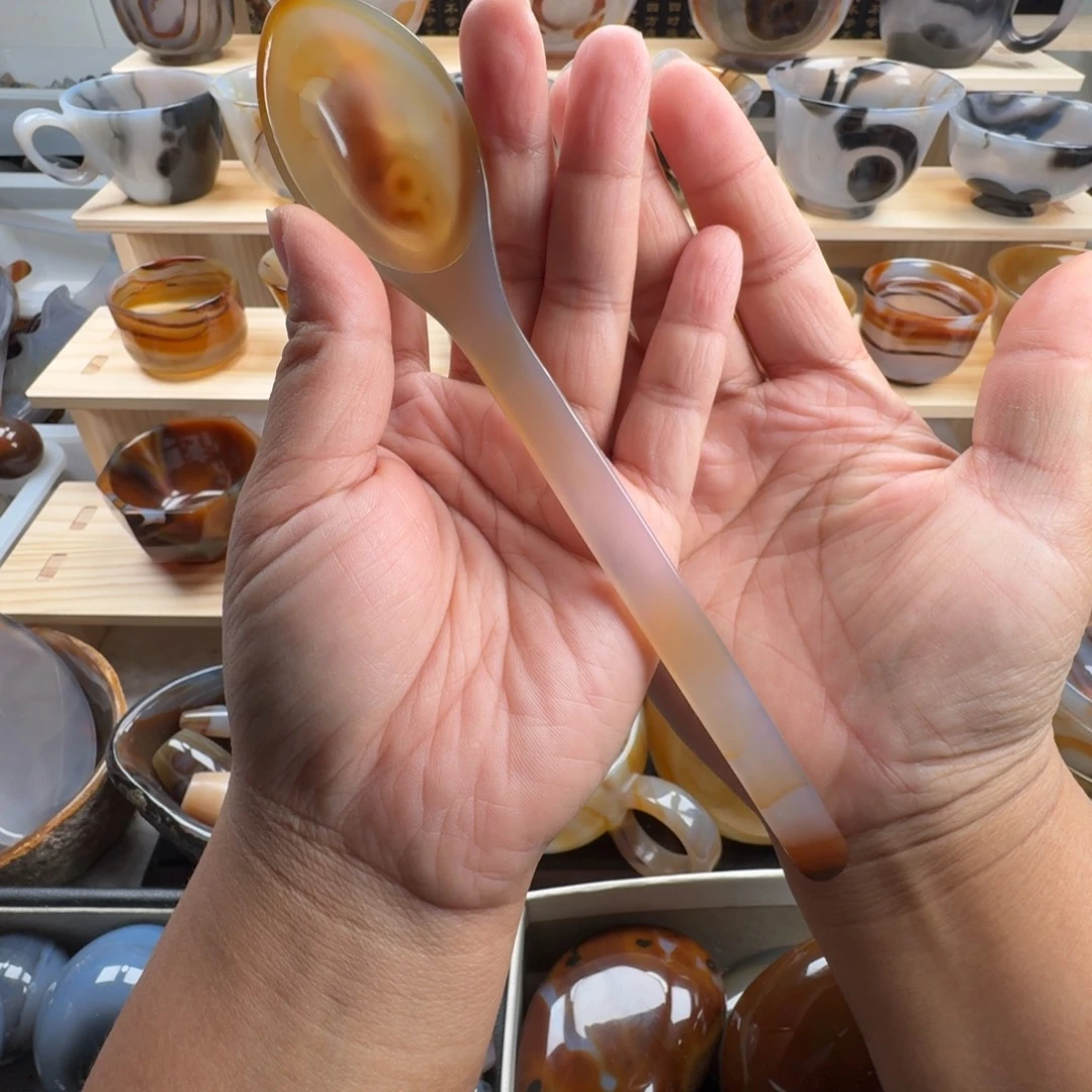 一***缘玛瑙/玉髓未镶嵌勺子