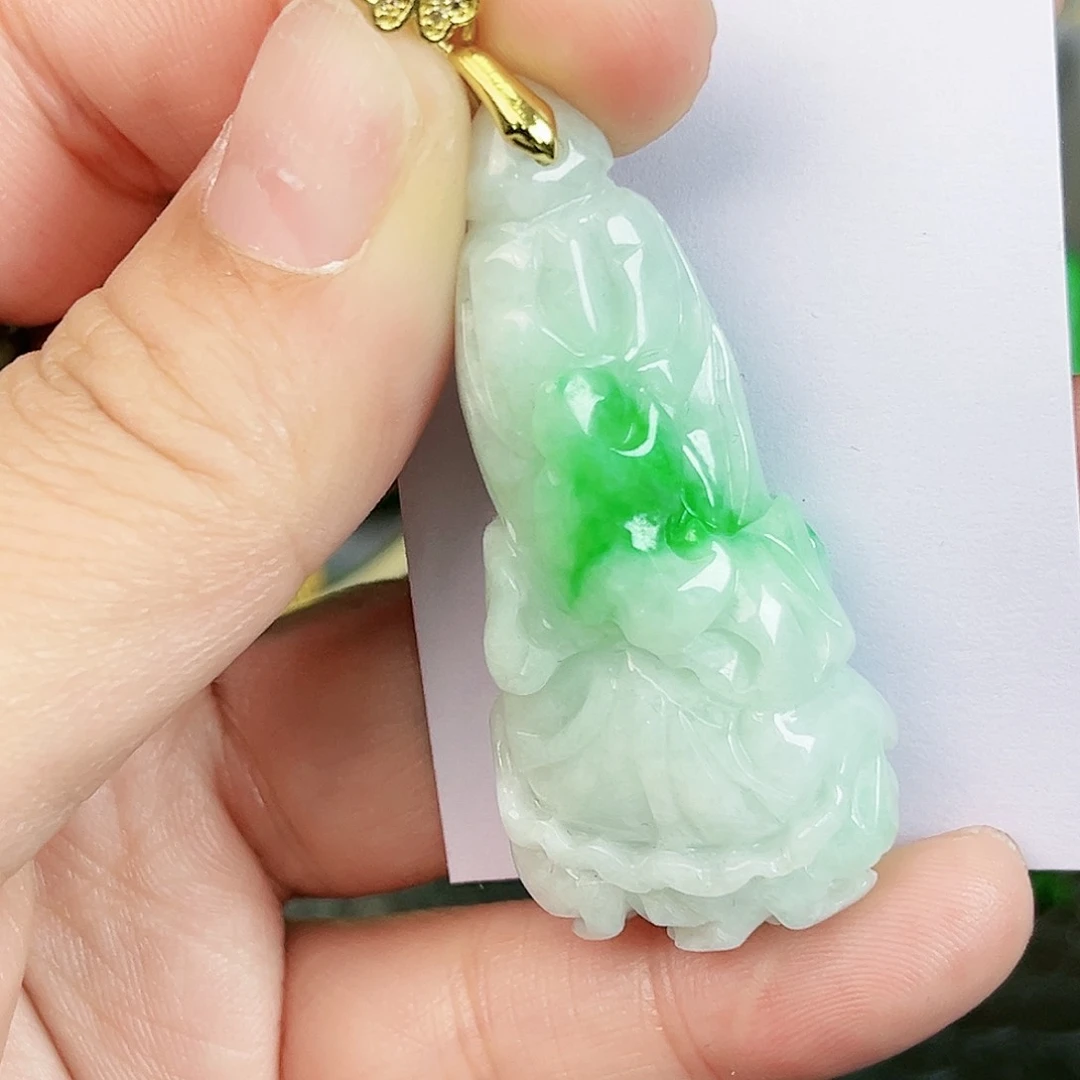 翡翠颈饰未镶嵌吊坠