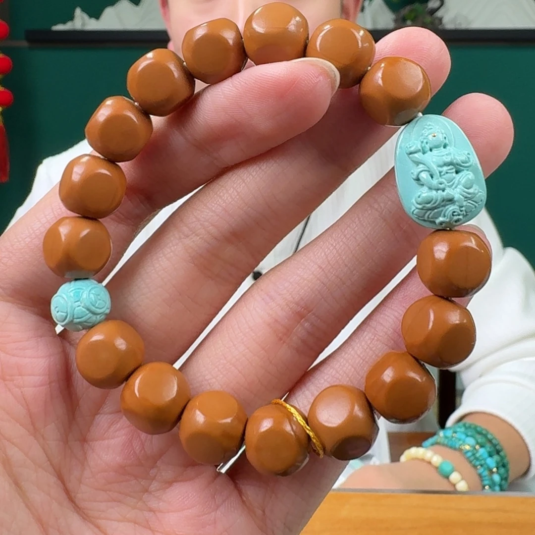 猴头核桃吊坠原创设计