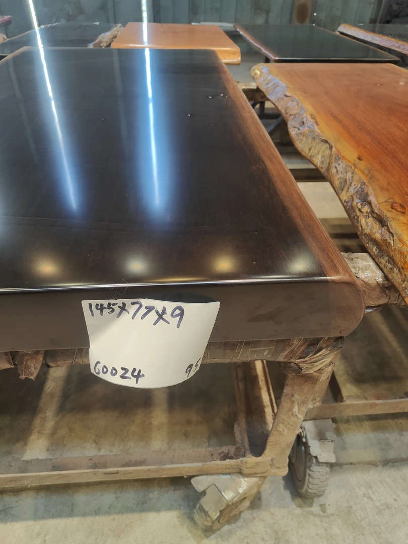 整板整料原木原切进口原木货真价实工厂自销价格实惠