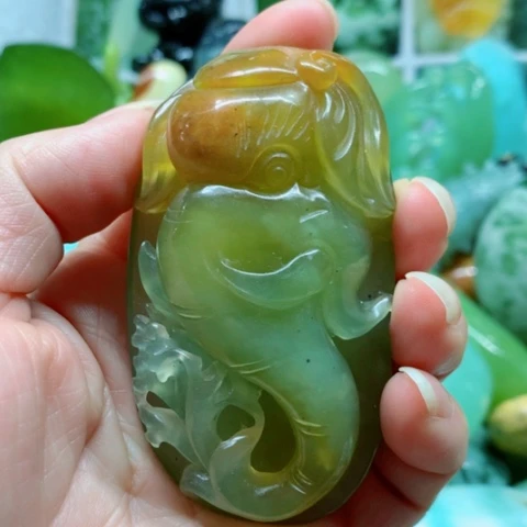 蛇纹石玉未镶嵌手把件