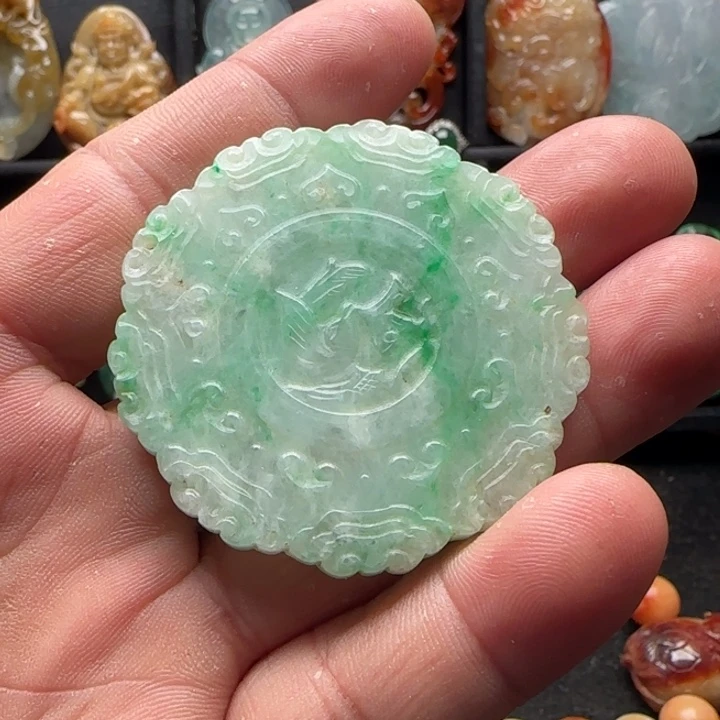 定制翡翠未镶嵌翡翠