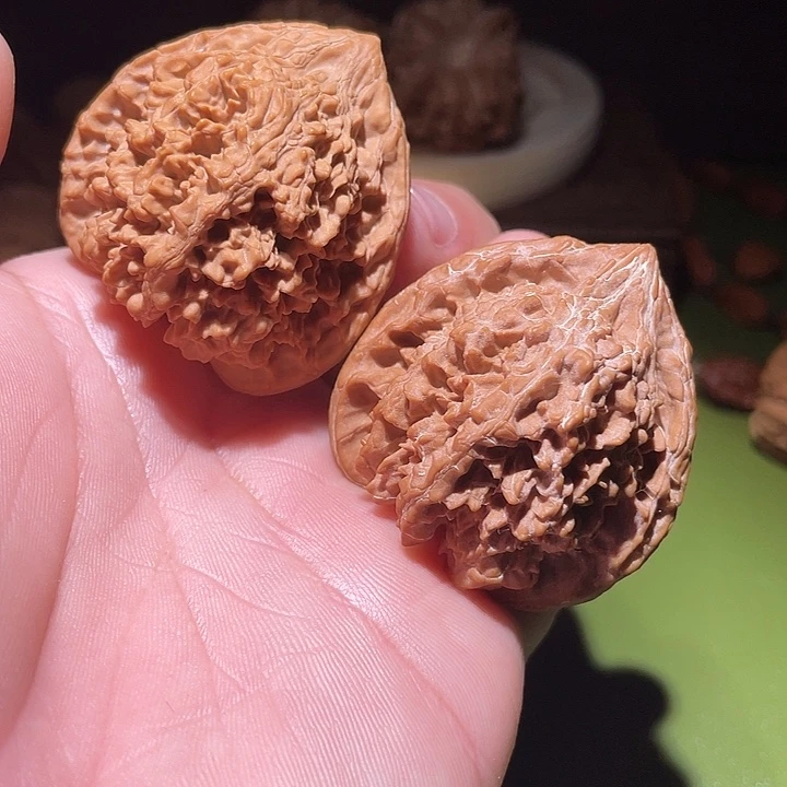 43精品高尖三角满天星核桃核桃