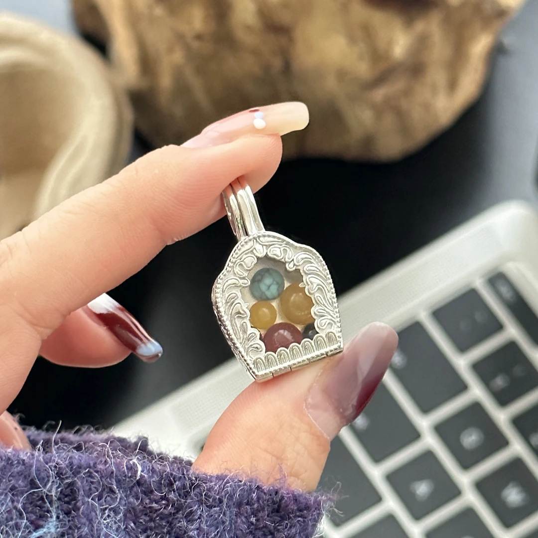 吊坠925银 国风古风时尚简约百搭气质女藏式噶乌盒彩珠吊坠 3699