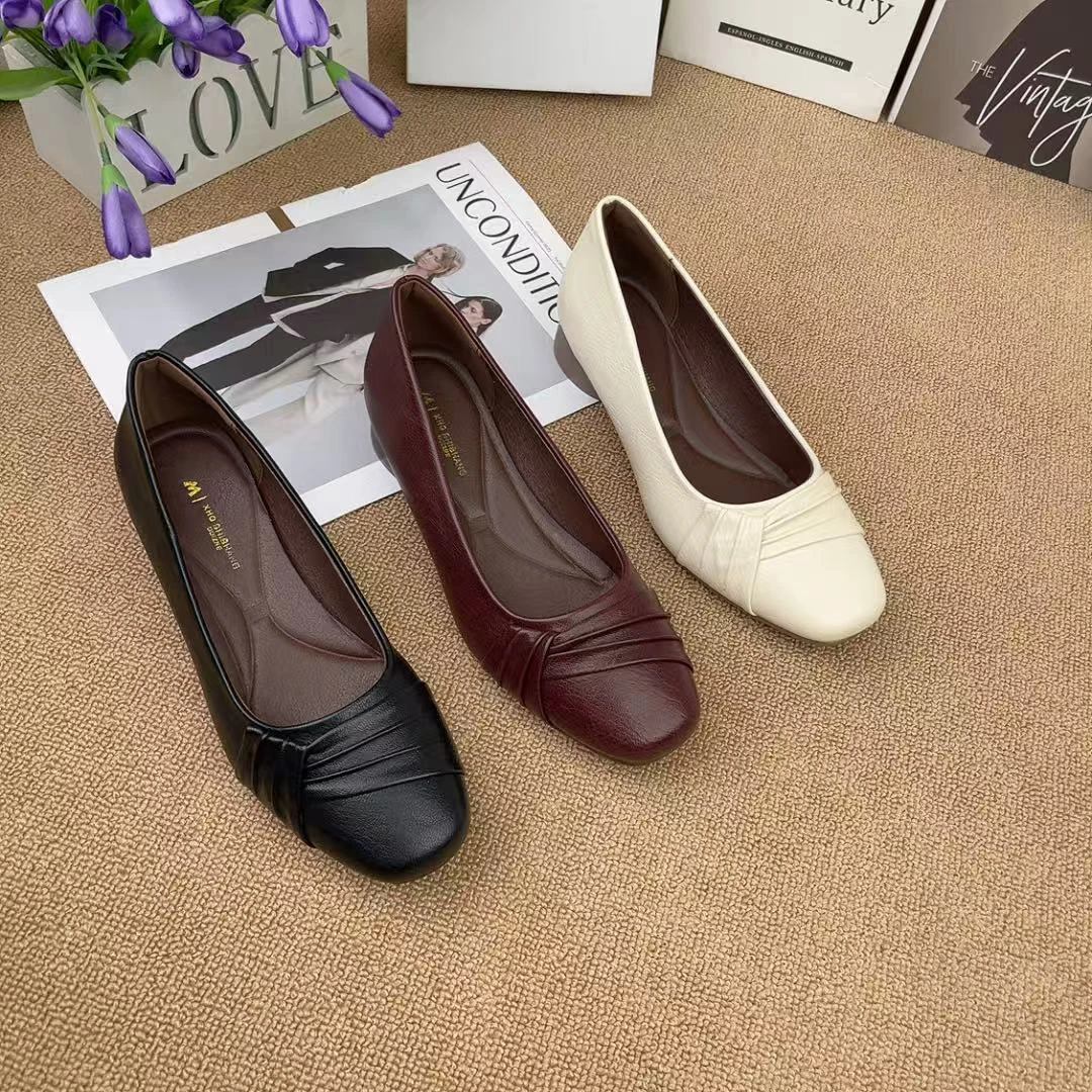 真皮浅口粗跟单鞋女妈妈鞋春夏季新款百搭通勤工作皮鞋软底豆豆鞋