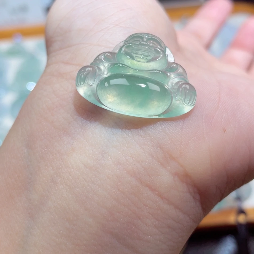 颈饰未镶嵌翡翠佛公