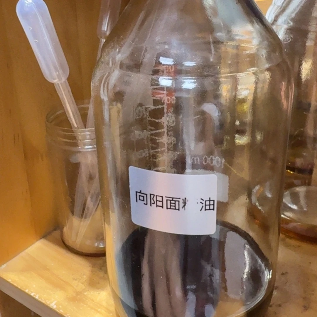 沉香沉香碎屑向阳面5克➕2个随型单圈