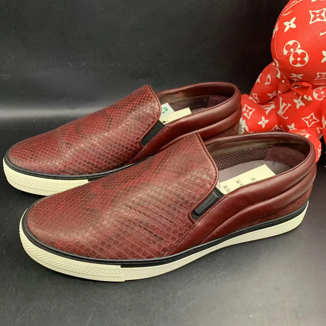 95新 LouisVuitton/路易威登 红色蛇纹时尚一脚蹬42欧码lz150