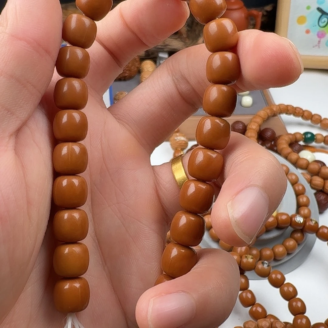 N****吊坠猴头核桃道珠全品