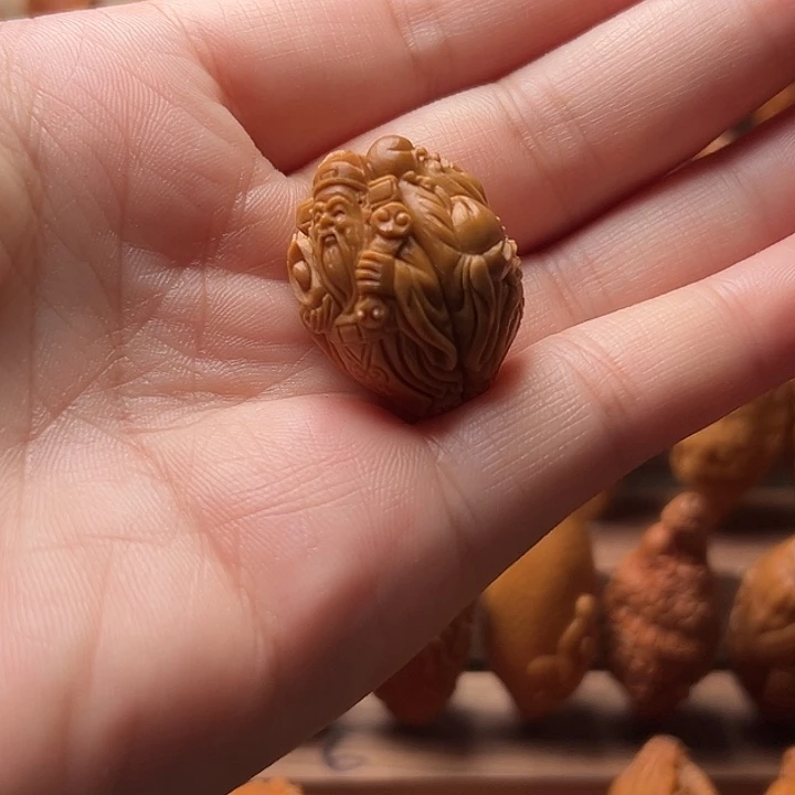 巡***王橄榄核吊坠橄榄核