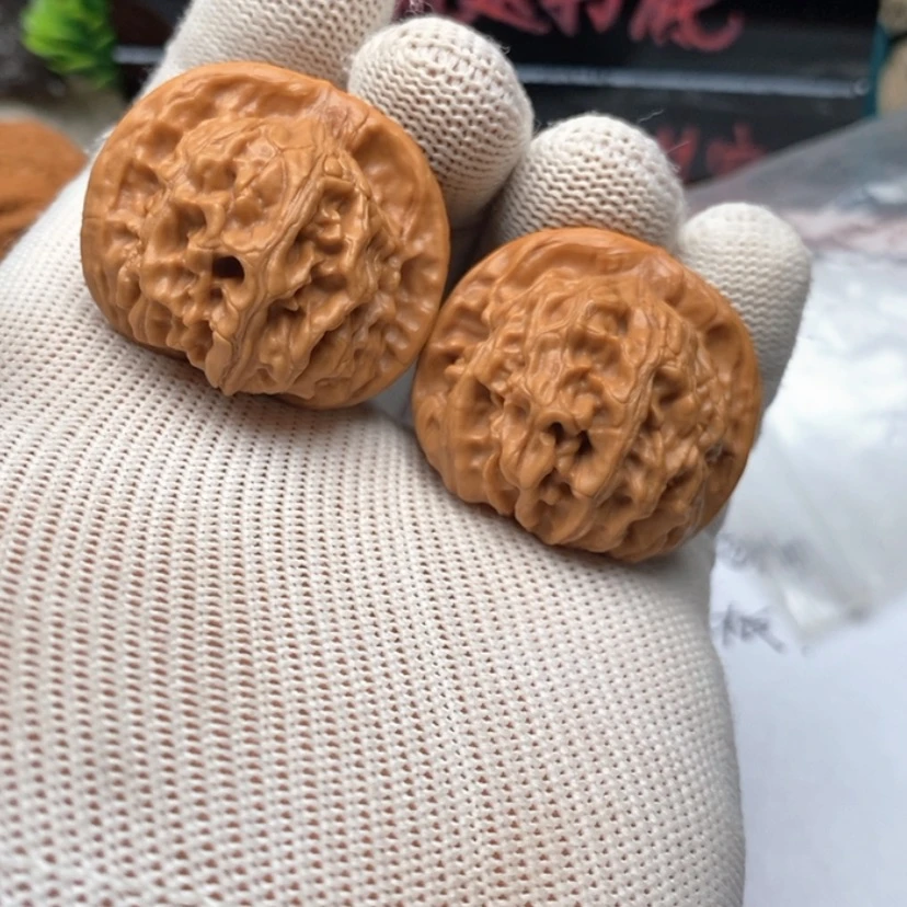 【闪购商品】文玩核桃把件97天地