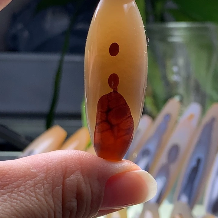 未镶嵌玛瑙/玉髓珠宝半成品47