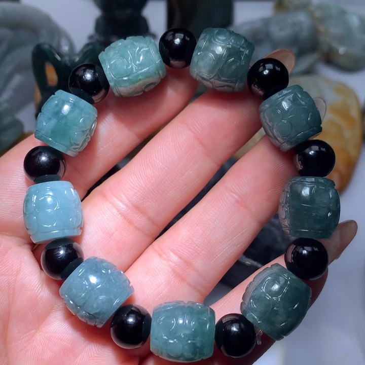 翡翠未镶嵌颈饰保真天然A货翡翠