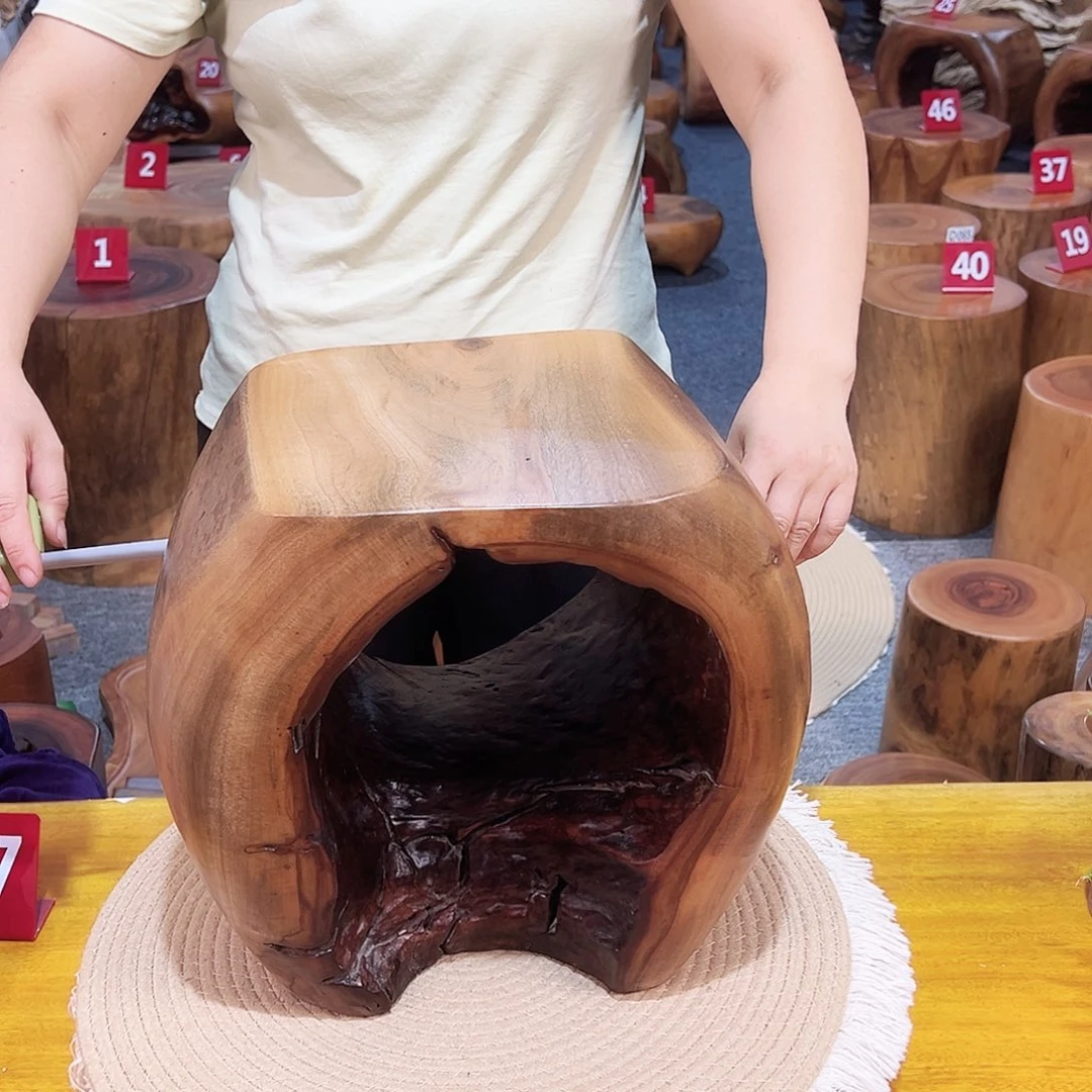 9号香樟木尺寸：33-22-32cm