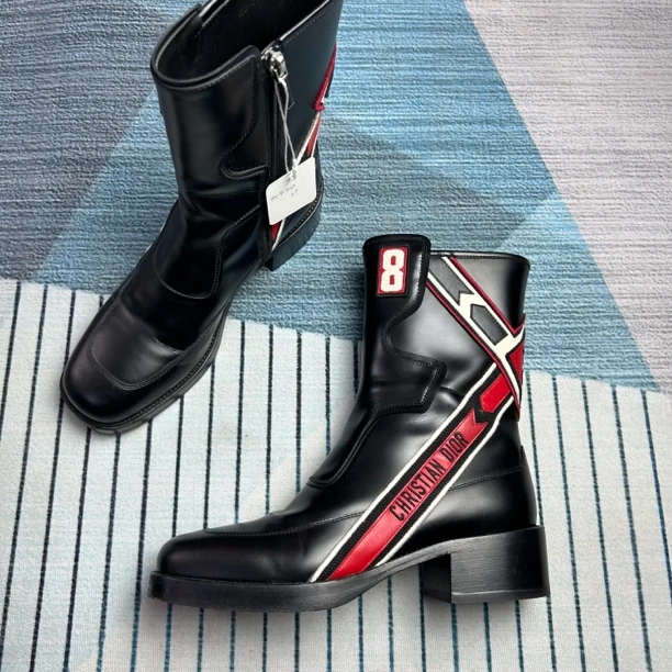 95新 DIOR/迪奥 Dior黑色中筒靴三九码