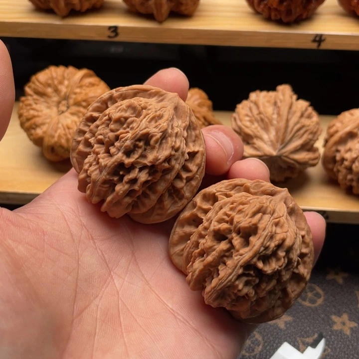 核桃四座楼文玩核桃