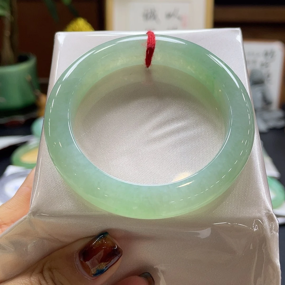 翡翠未镶嵌手镯46号