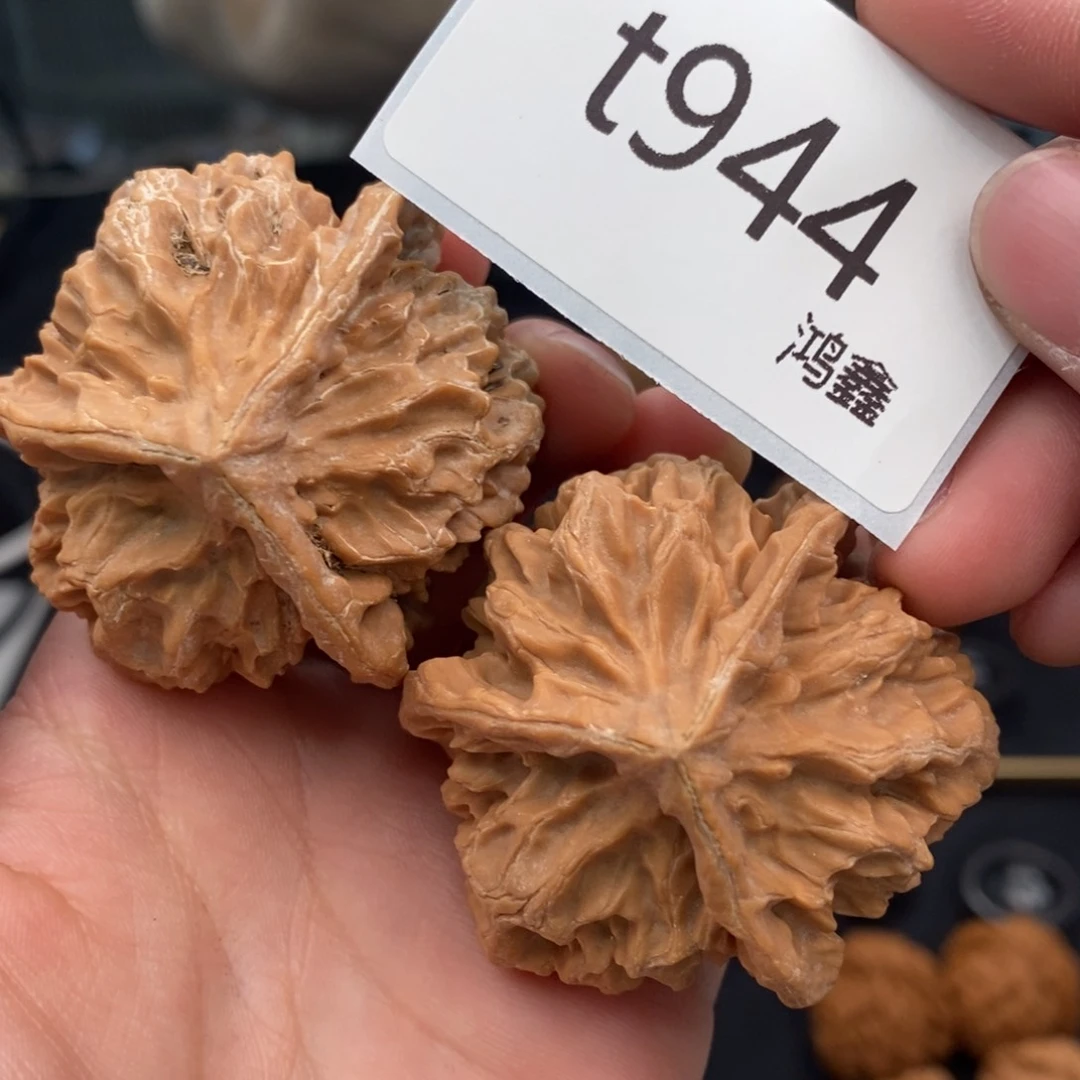 文玩核桃把件朱****╲49帝王奔