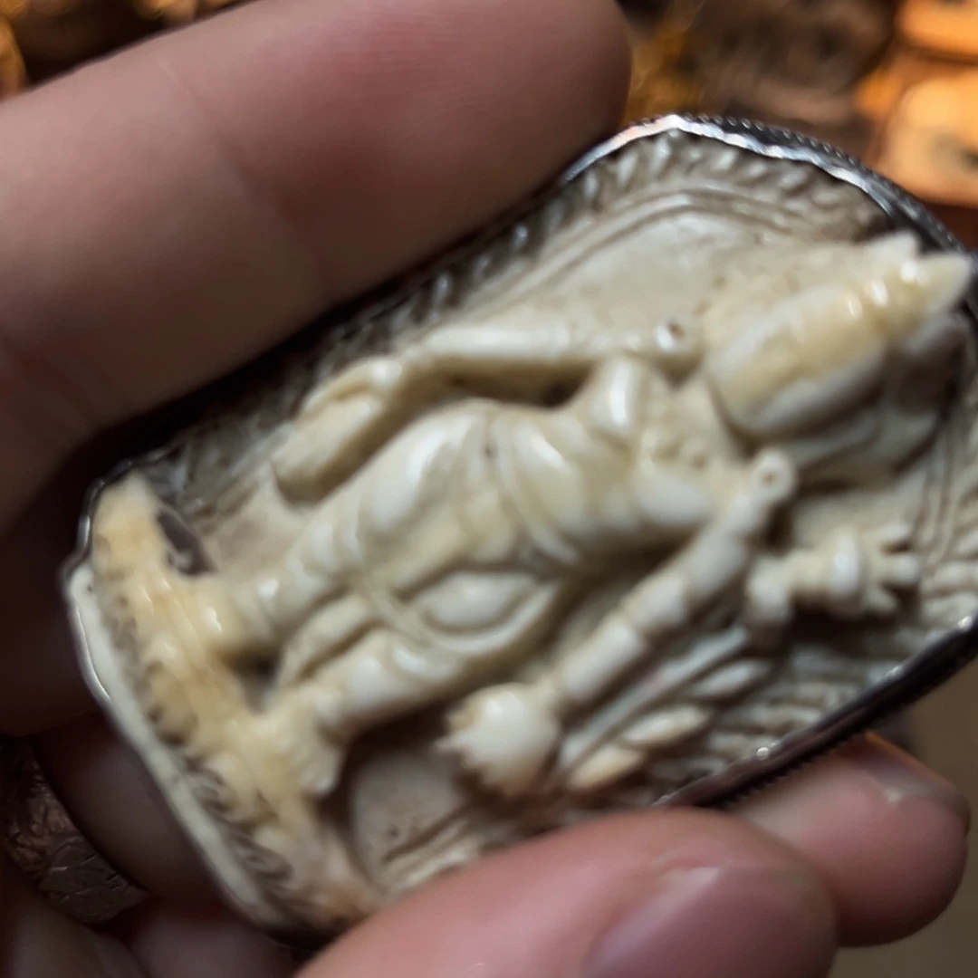 狗**累藏传佛教的发展历程