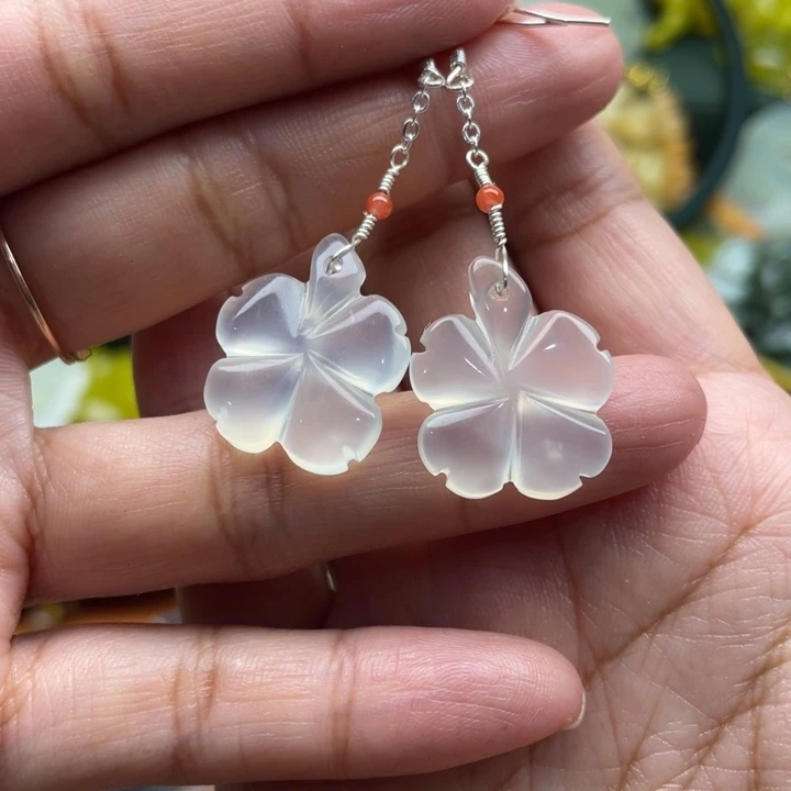 蛇纹石玉未镶嵌吊坠