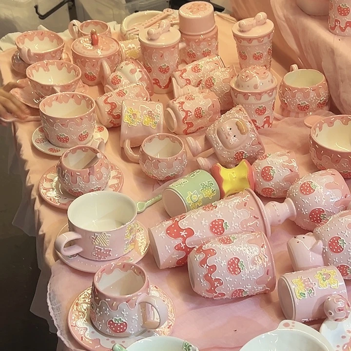 摆件草莓88888888888