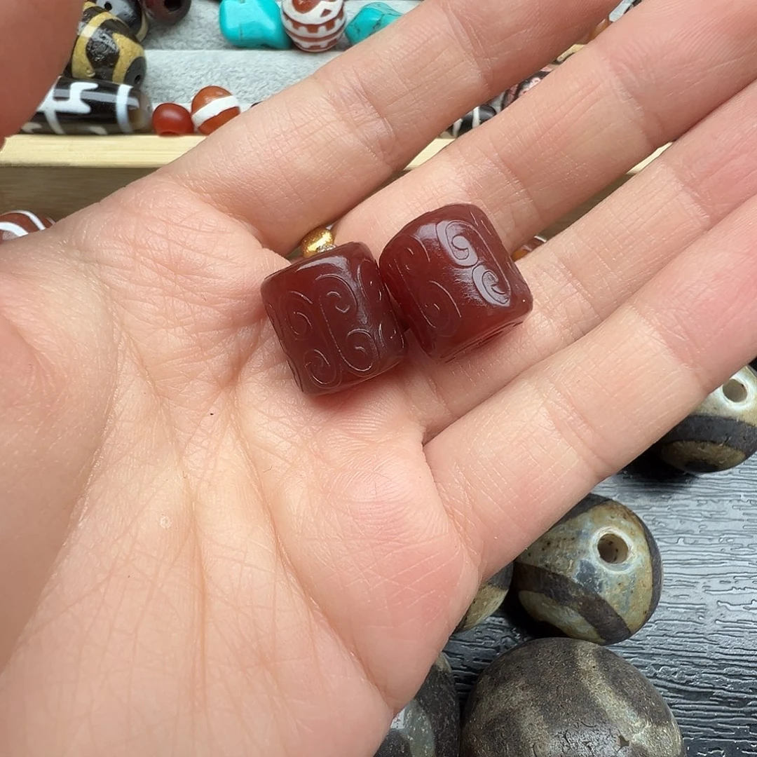 ლ***ლ玛瑙/玉髓未镶嵌珠宝半成品