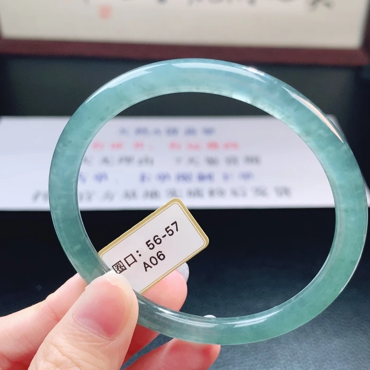 翡翠未镶嵌手镯翡翠手镯88