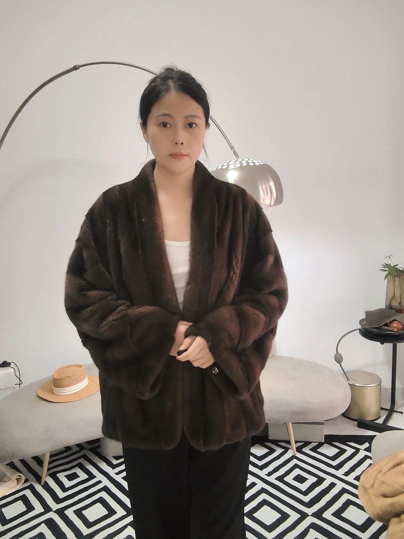 海宁进口直播外套本皮本色女款咖色中长宽松显瘦新款V领水貂皮草