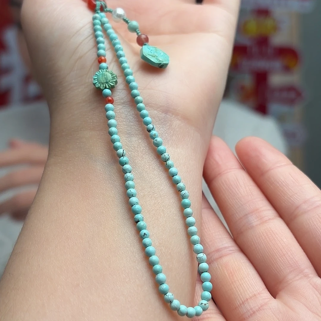 绿松石未镶嵌颈饰