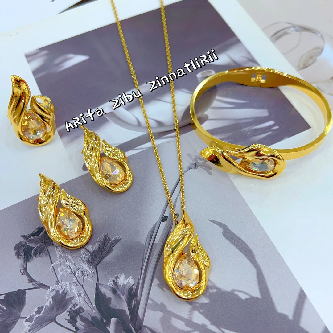 钛钢项链 阿热发新款时尚大方百搭气质个性钛钢四件套轻奢简约