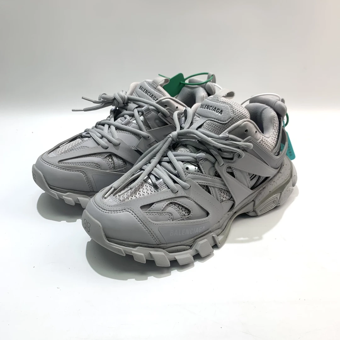 99新 Balenciaga/巴黎世家 99新42码 灰色track 老爹鞋 bl0467