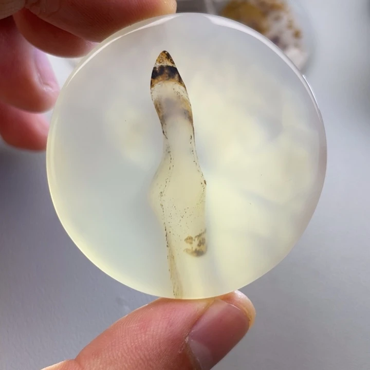 玛瑙/玉髓颈饰未镶嵌用****1
