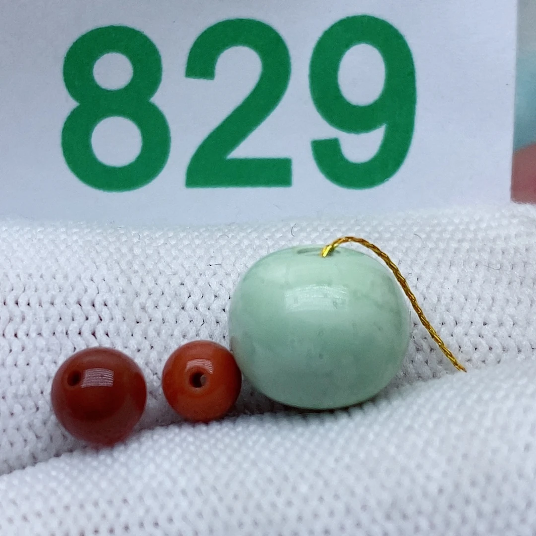 南红玛瑙未镶嵌珠宝奇石