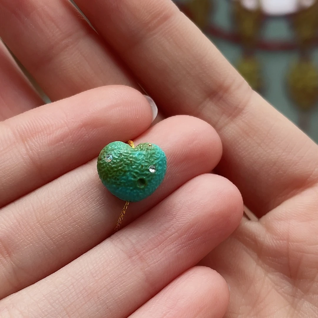 绿松石颈饰未镶嵌