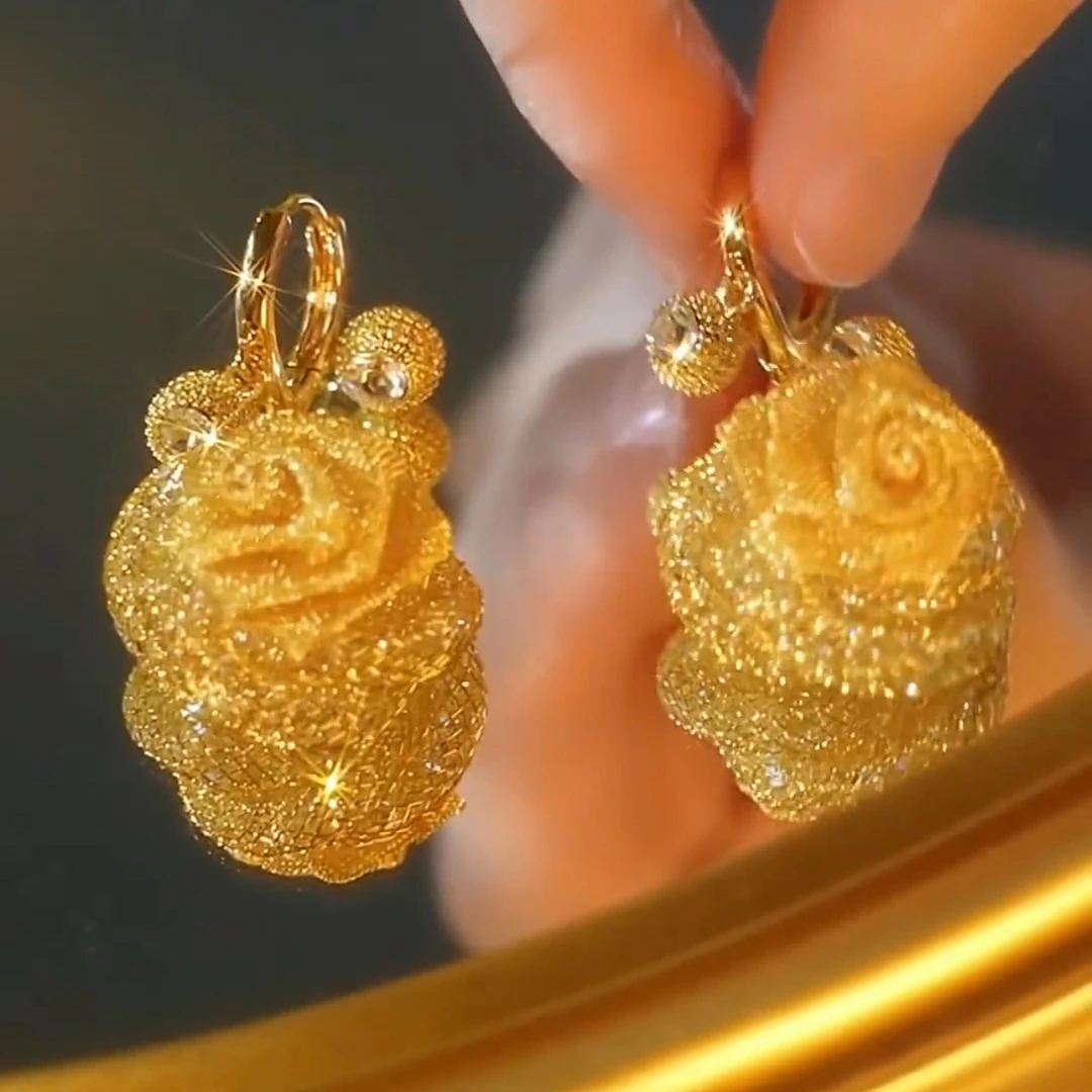 铜合金合成锆石耳饰 时尚百搭气质玫瑰花耳环女轻奢