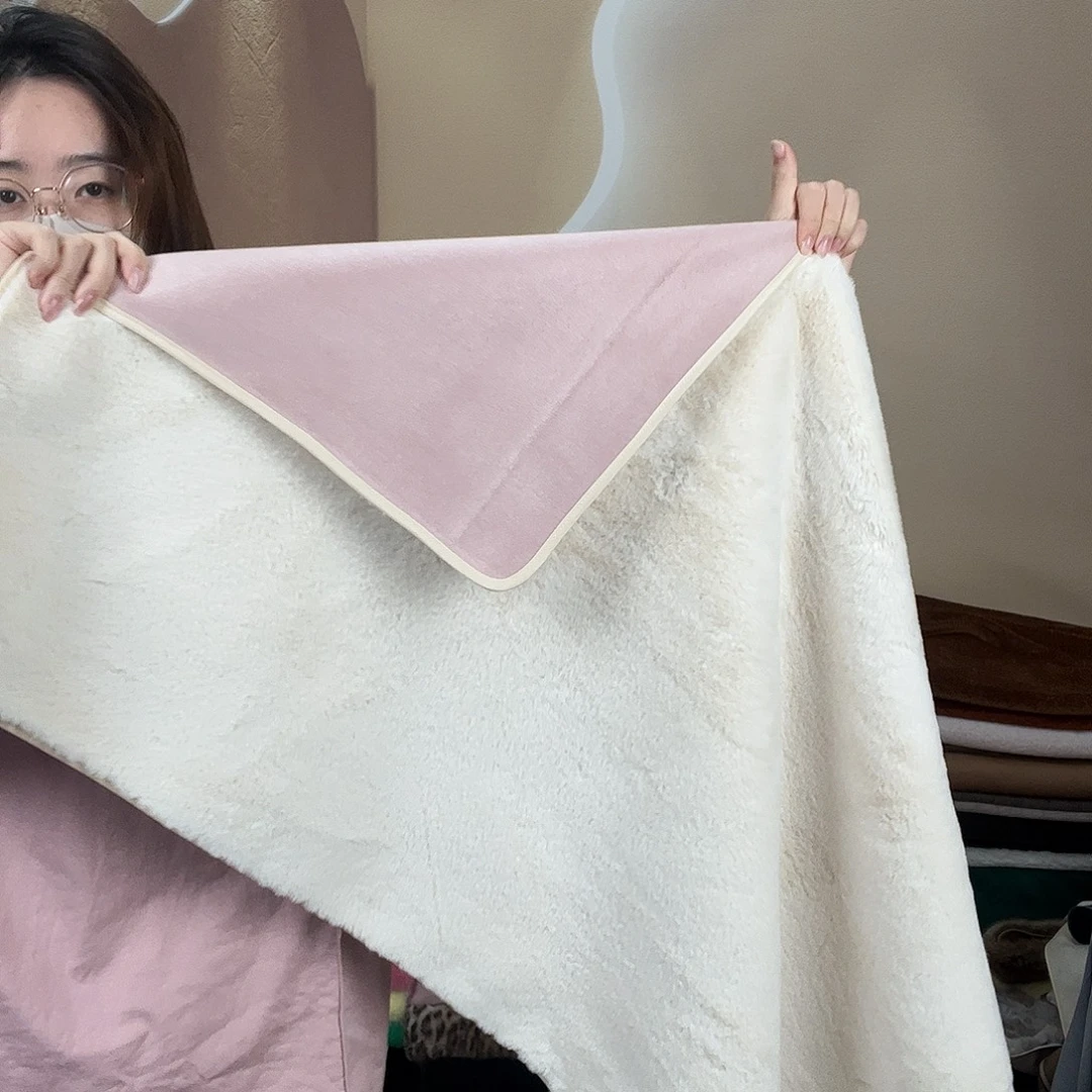 粉色麂皮白色仿兔绒65✖️160