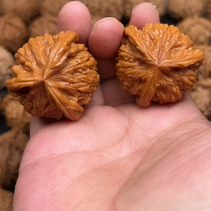 文玩核桃吊坠你们都在