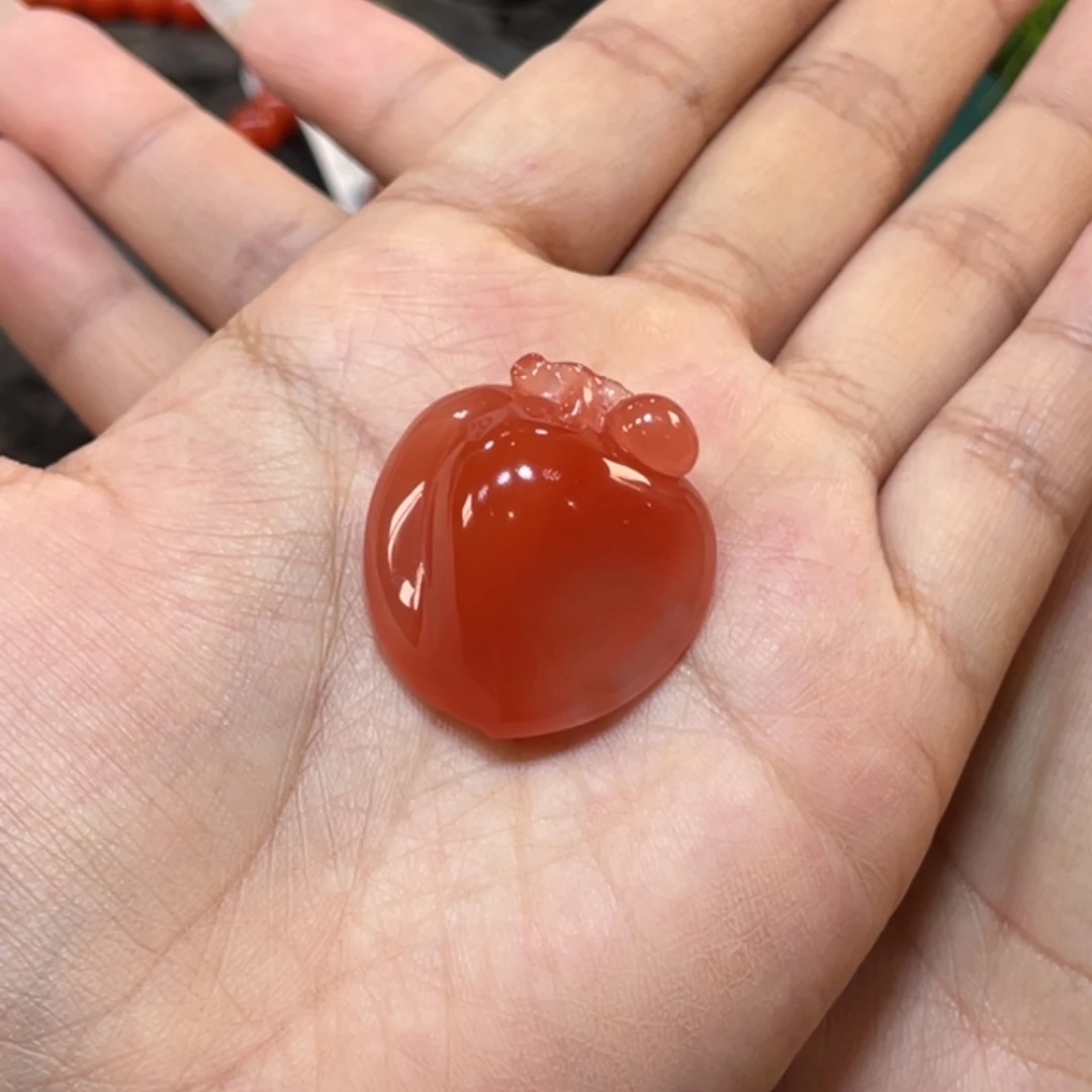 南红玛瑙原矿南红杨柳冰飘桃子吊坠未镶嵌