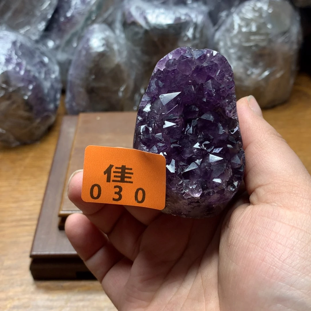 水晶大型摆件（非配饰）未镶嵌