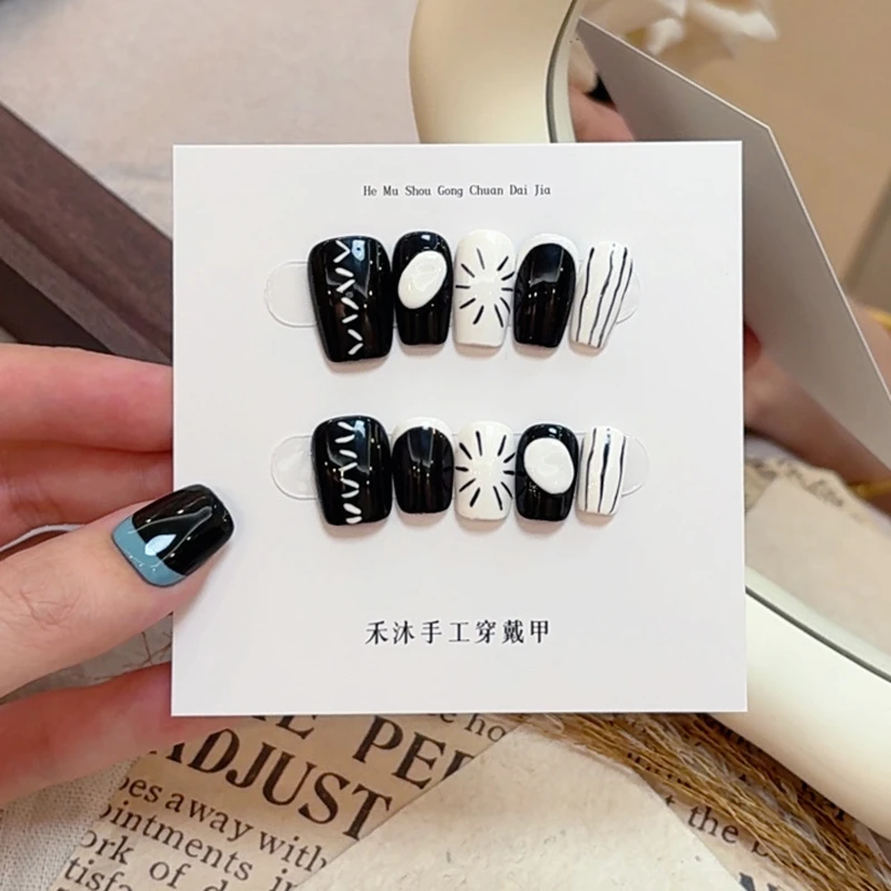 【黑白配】——禾沐手工穿戴甲