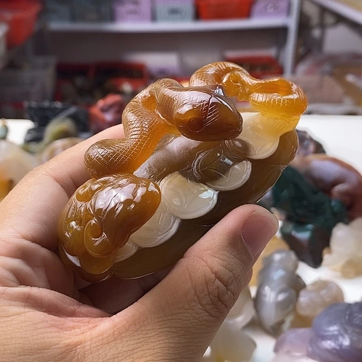 森***姐玛瑙/玉髓未镶嵌颈饰