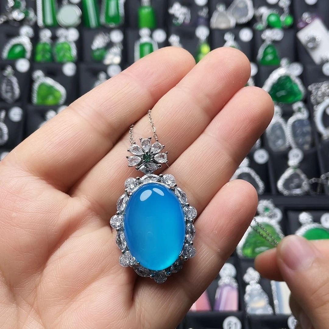 合金颈饰玛瑙/玉髓