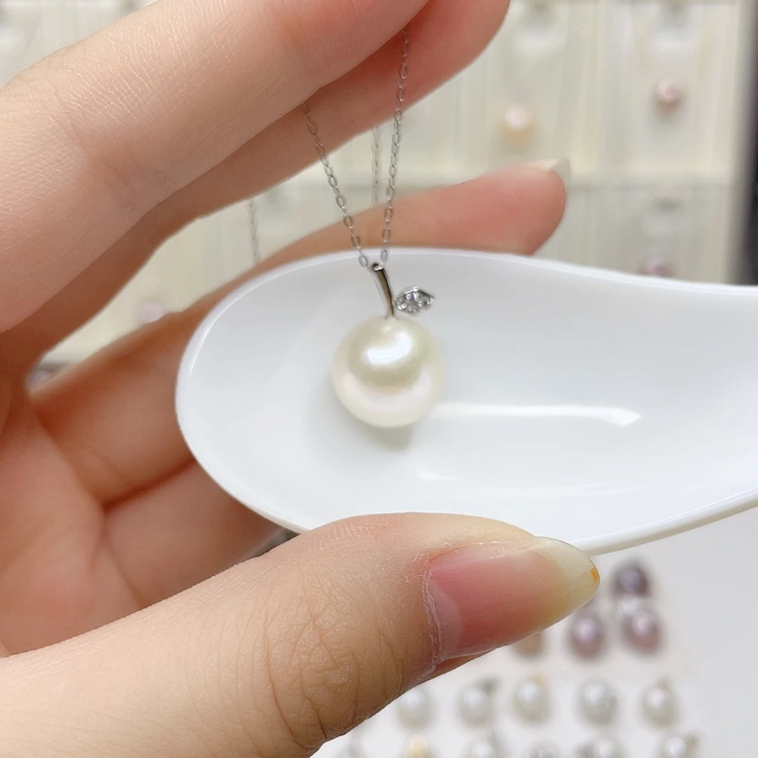 淡水珍珠吊坠(赠链)合金
